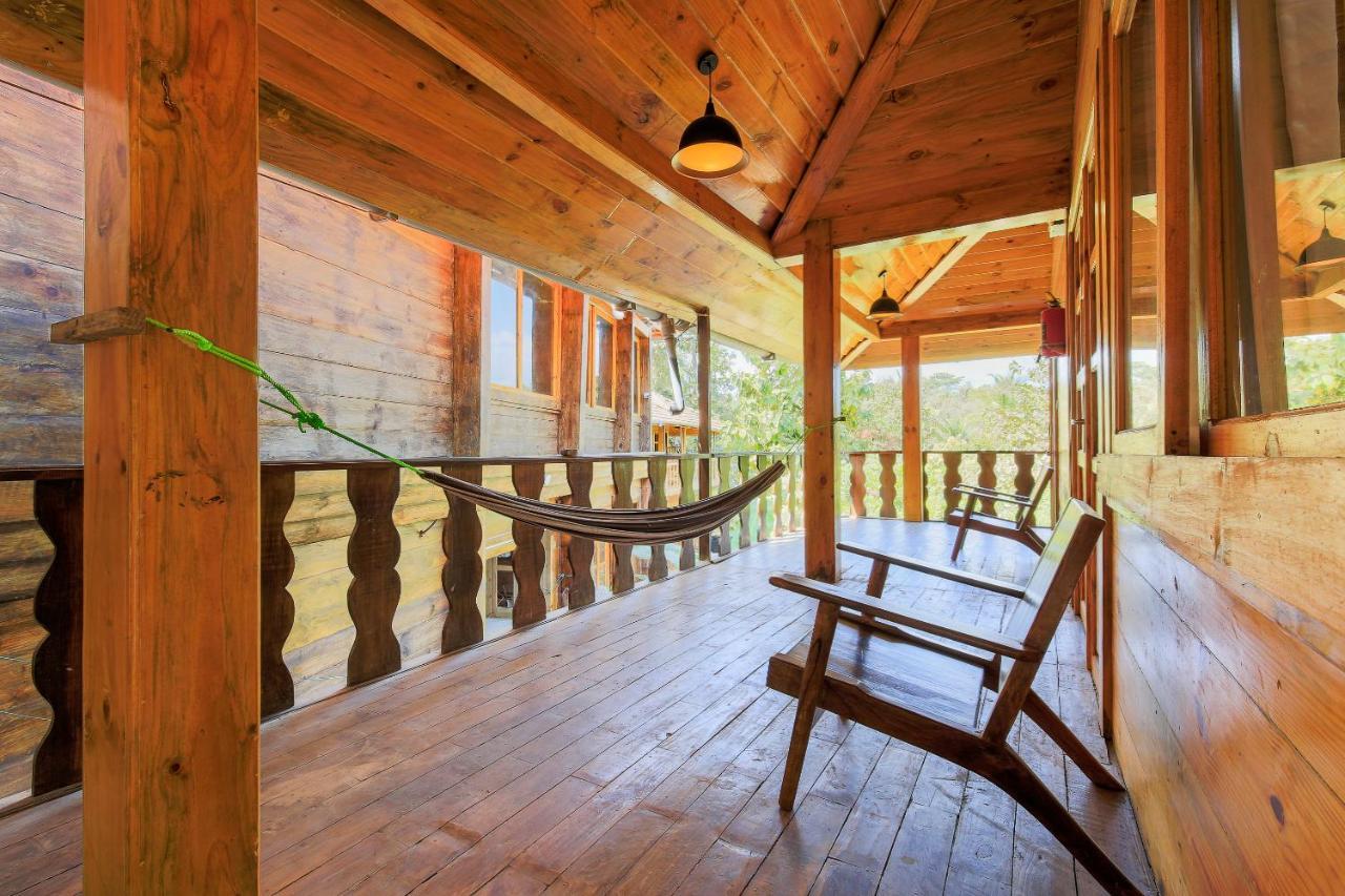Brushwood Villa- Cottages And Bar 팔로렘 외부 사진