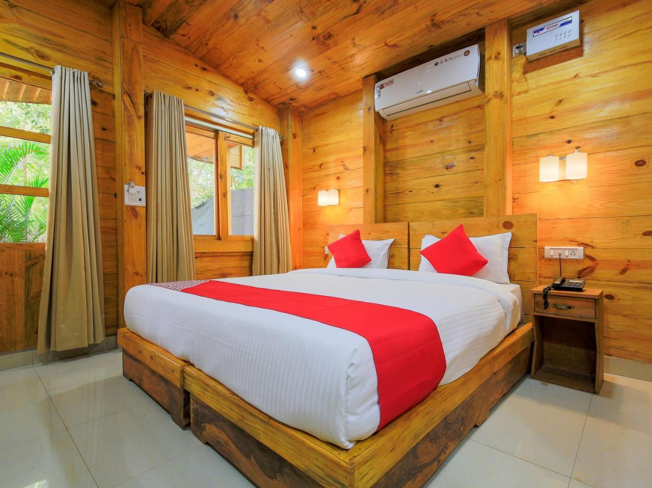 Brushwood Villa- Cottages And Bar 팔로렘 외부 사진