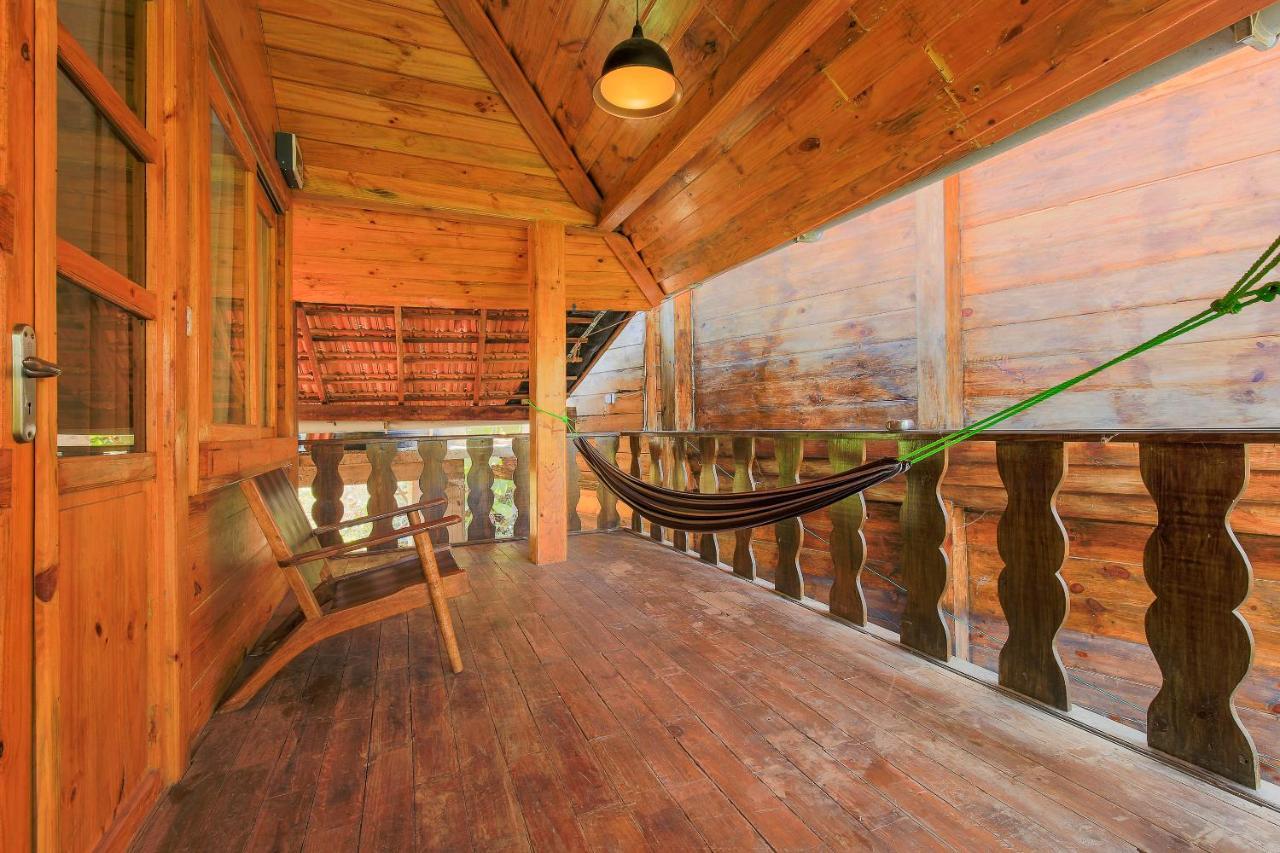 Brushwood Villa- Cottages And Bar 팔로렘 외부 사진