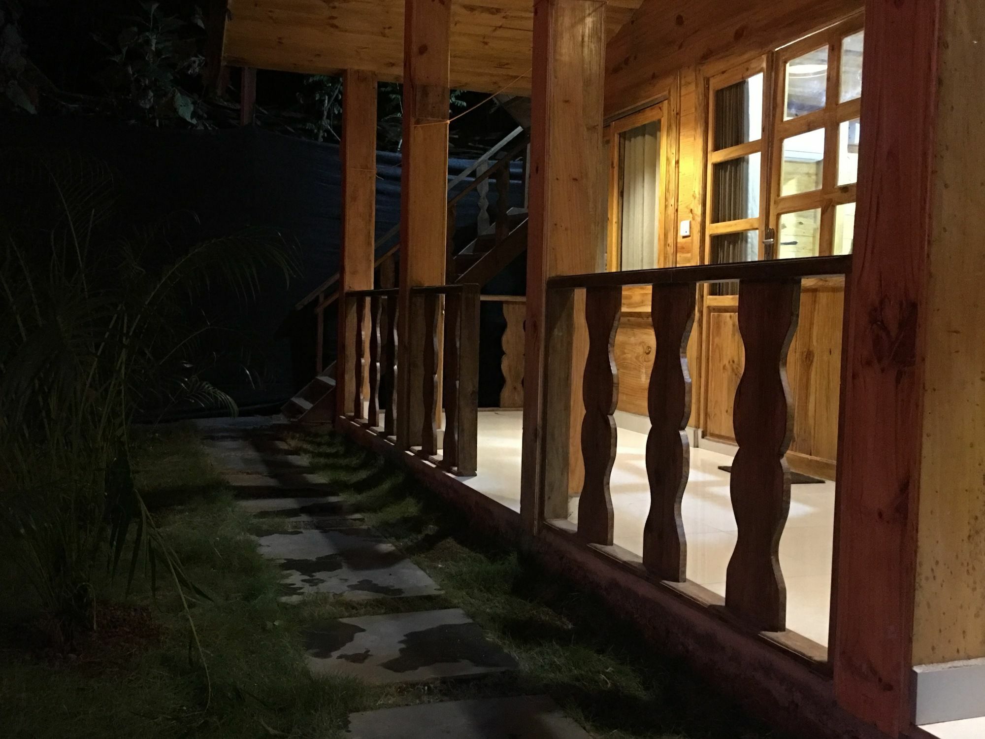 Brushwood Villa- Cottages And Bar 팔로렘 외부 사진